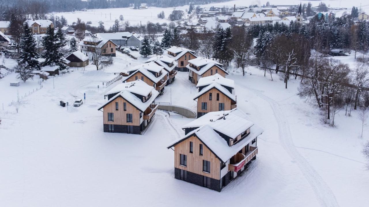 Resort Male Lipno Černá v Pošumaví Eksteriør billede