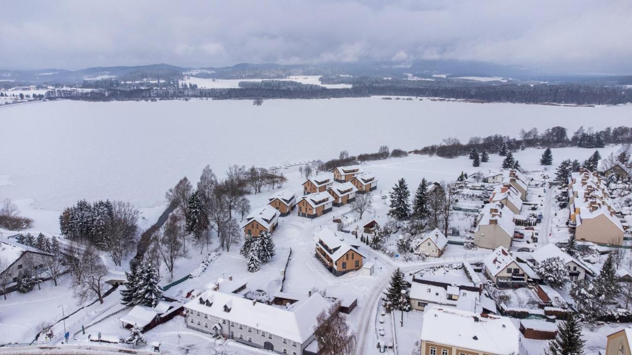 Resort Male Lipno Černá v Pošumaví Eksteriør billede