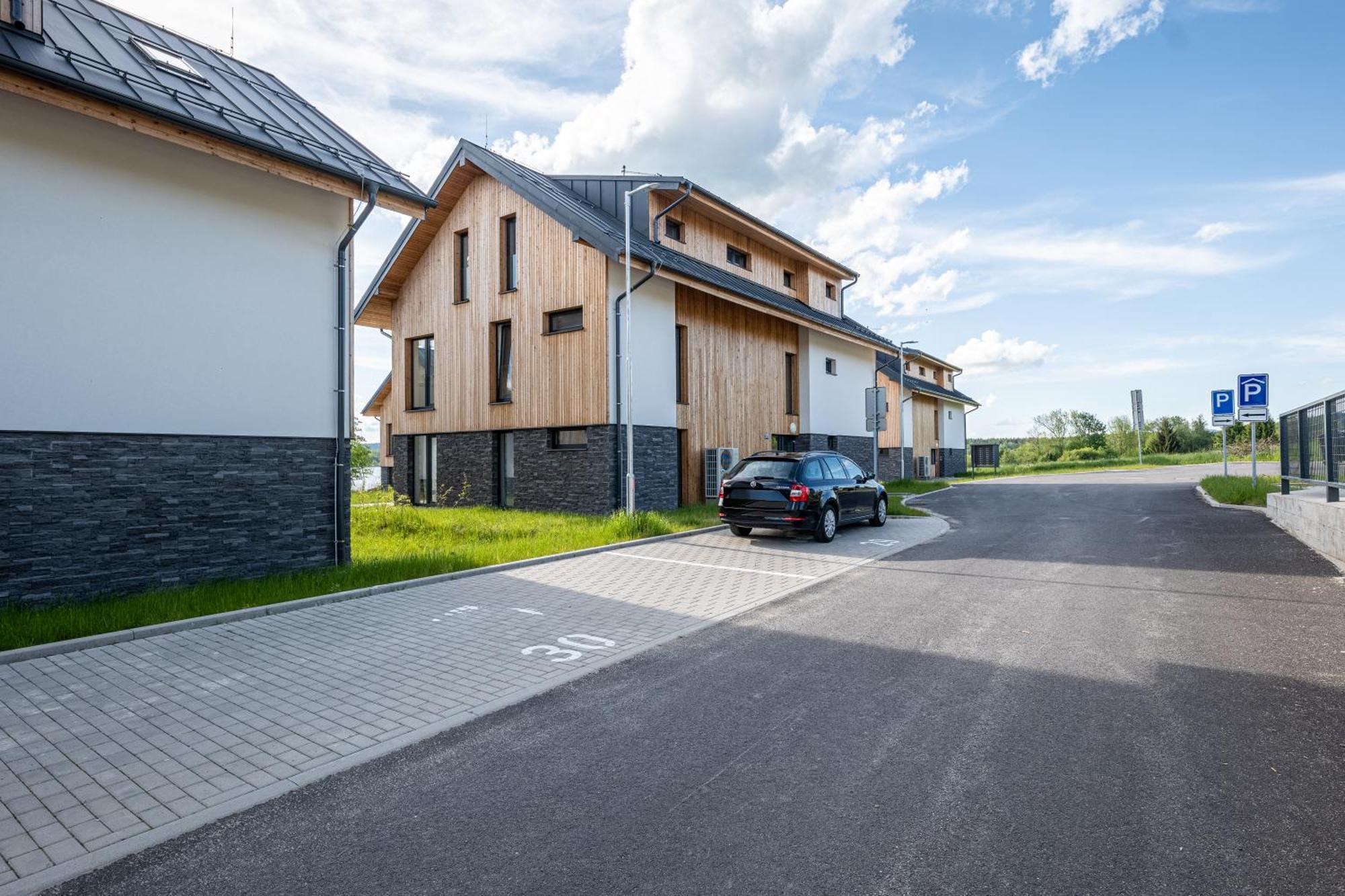 Resort Male Lipno Černá v Pošumaví Eksteriør billede